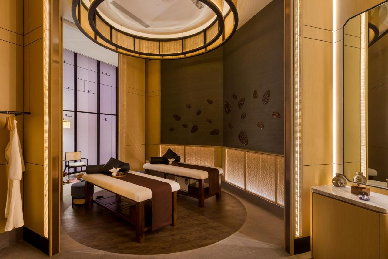 M Resort & Hotel กัวลาลัมเปอร์ ภายนอก รูปภาพ The Spa at The St Regis Mumbai