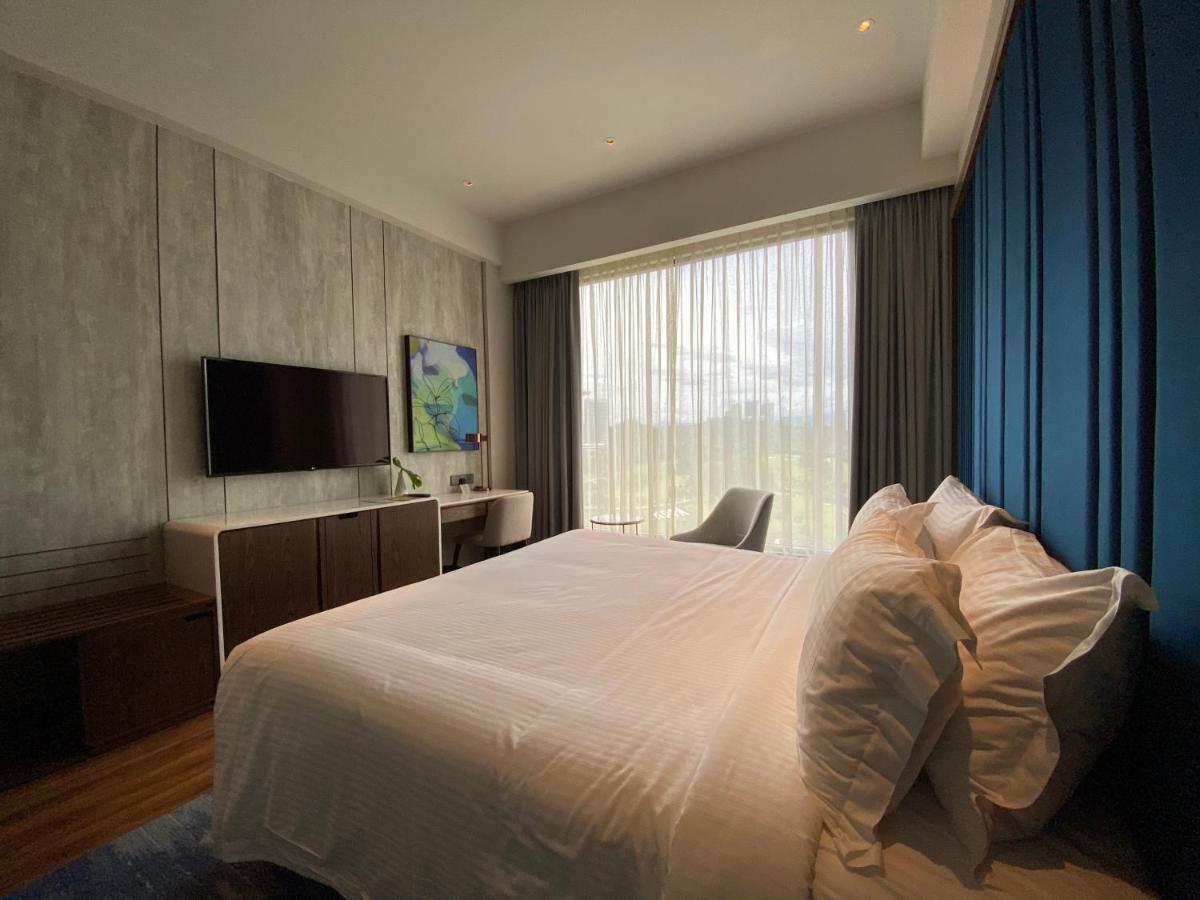 M Resort & Hotel กัวลาลัมเปอร์ ภายนอก รูปภาพ A bedroom at the hotel