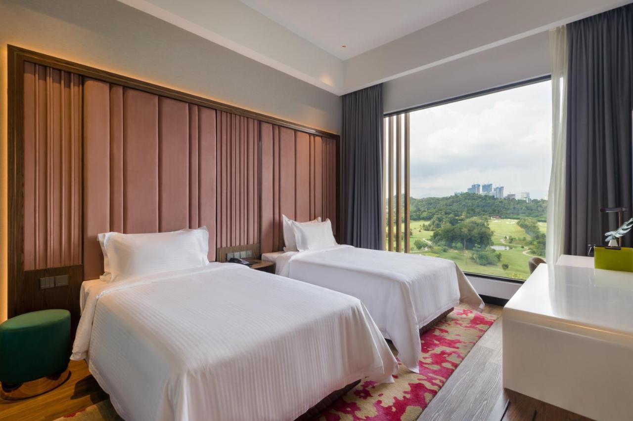 M Resort & Hotel กัวลาลัมเปอร์ ภายนอก รูปภาพ Deluxe Twin